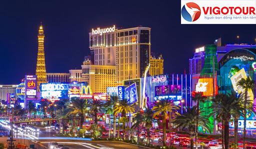 Thành phố Las Vegas luôn rực rỡ ánh đèn và là thiên đường giải trí, tham quan của nhiều du khách.