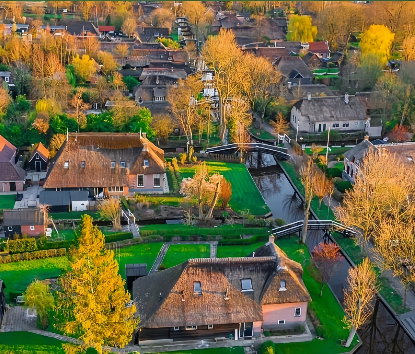 Làng cổ tích Giethoorn