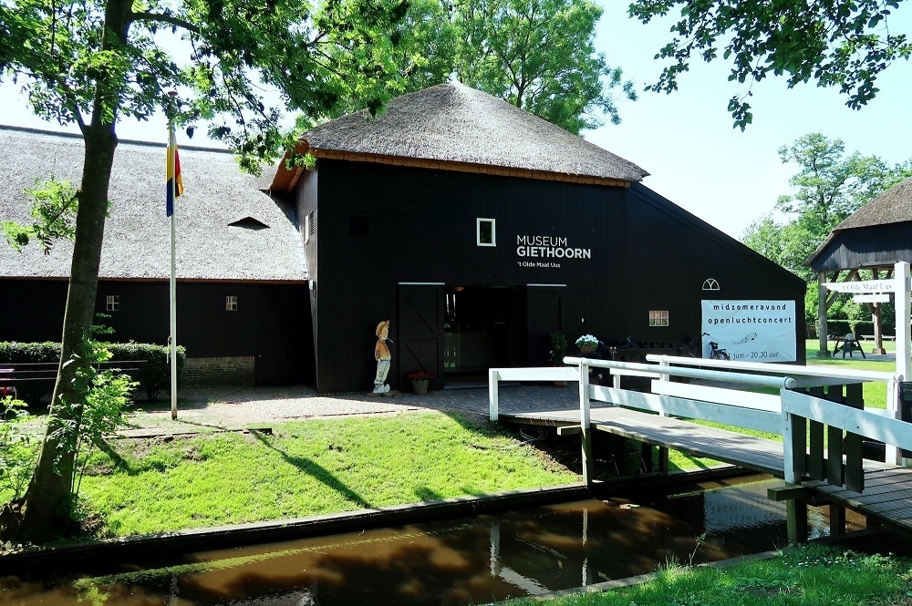 Làng Giethoorn