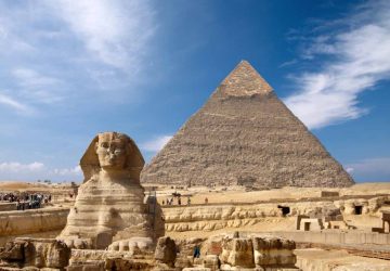 Kim tự tháp Giza nổi tiếng trong lịch trình du lịch Ai Cập 9 ngày