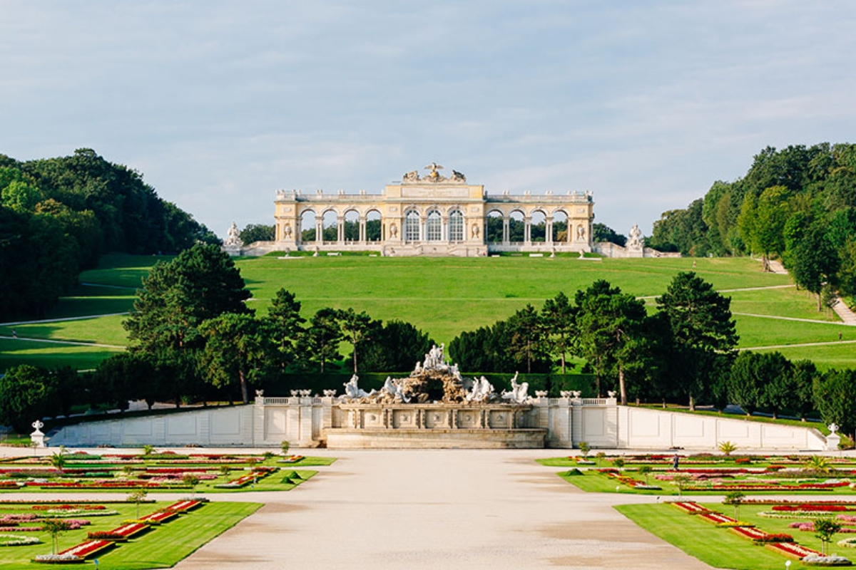 Cung điện Schonbrunn