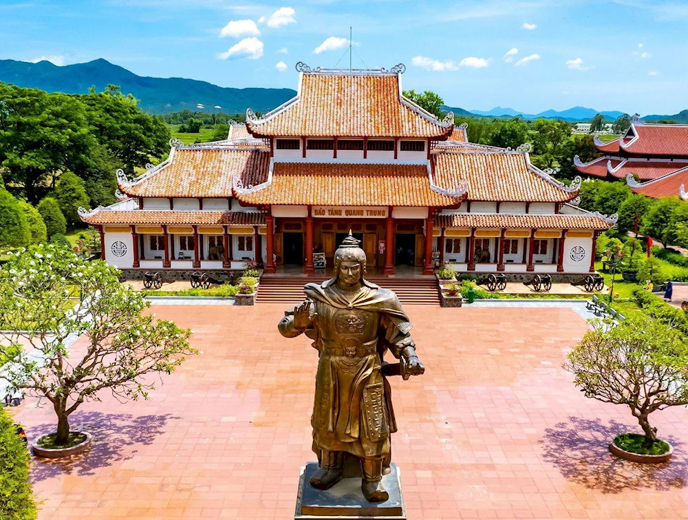 khám phá di sản miền trung