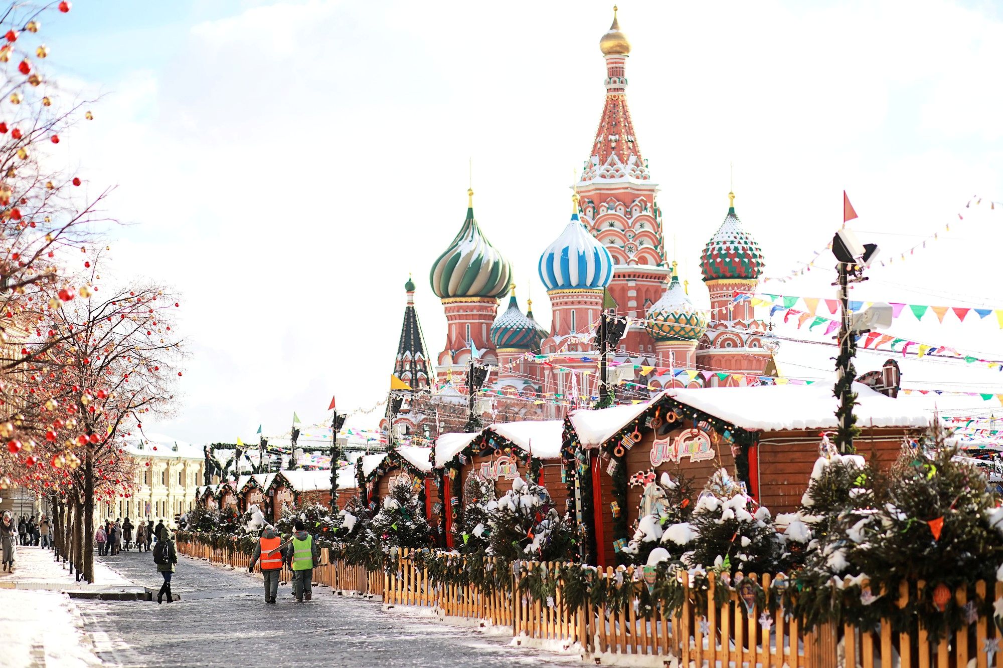 Hình ảnh du lịch Nga minh họa cho hành trình Moscow và Saint Petersburg