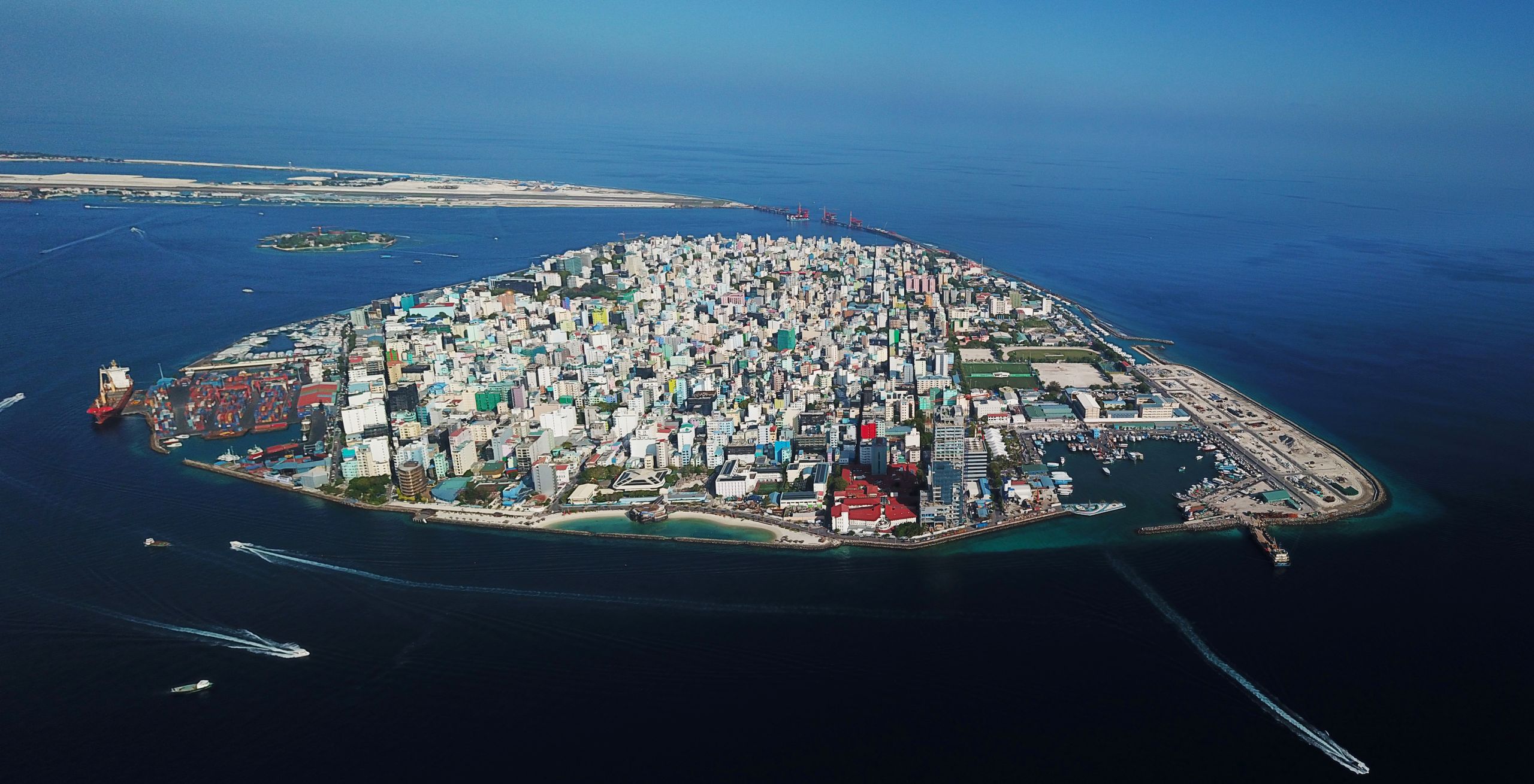 Toàn cảnh thủ đô Malé của Maldives nhìn từ trên cao