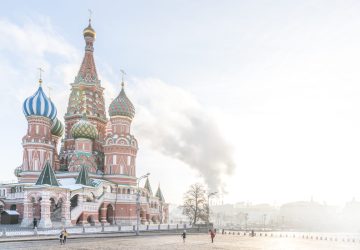 Quảng trường Đỏ Moscow trong mùa đông tại Nga